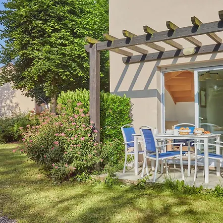 Residence Odalys Le Hameau Du Lac Rignac  Exterior photo