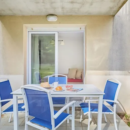 Residence Odalys Le Hameau Du Lac Rignac  Exterior photo