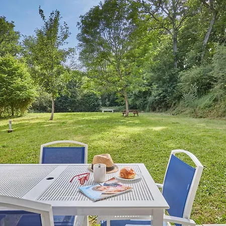 Residence Odalys Le Hameau Du Lac Rignac  Exterior photo